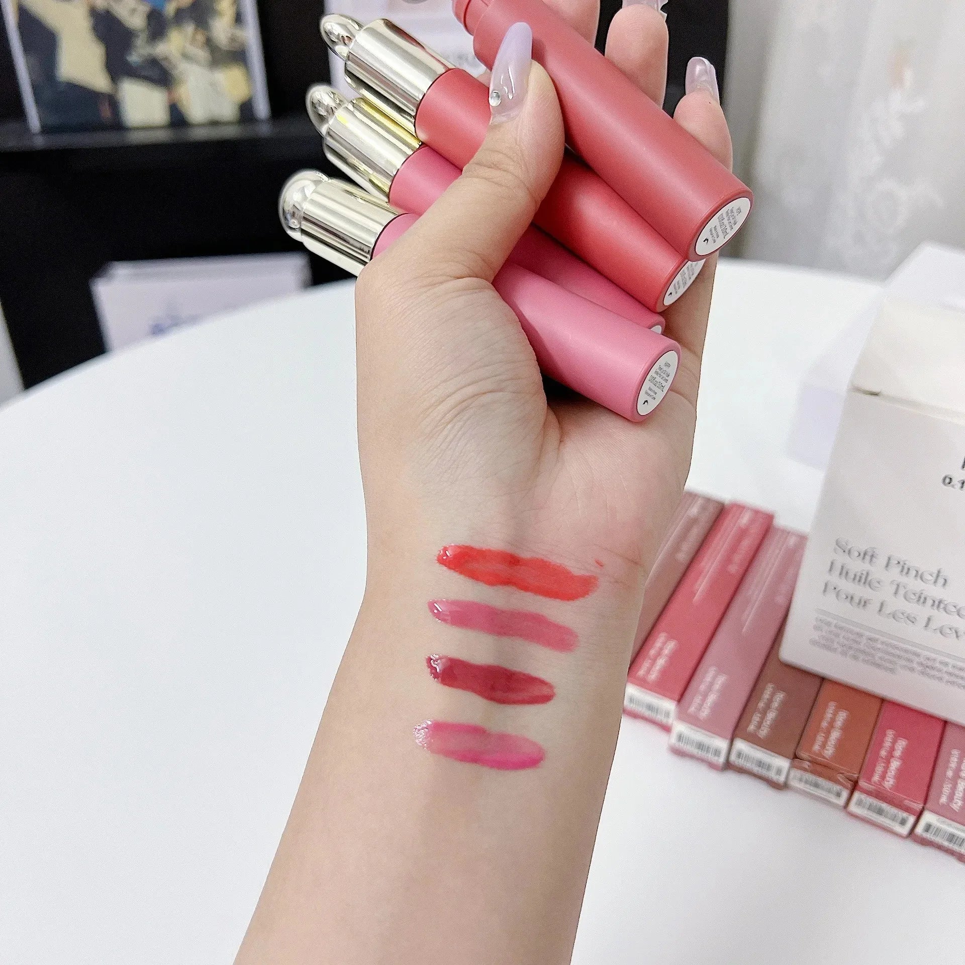 Rare Beauty Blush Lip Gloss Brightens The Complexion Is Silky And Beautiful And Enhances Contours Girl Women Makeup With Box